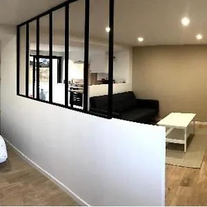 Apartment Immeuble Renove Au Centre D'auch. Auch