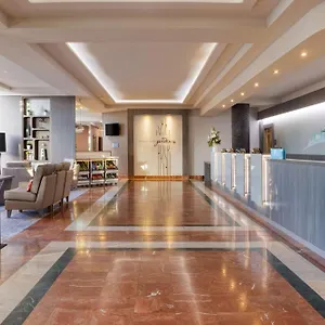 **** Hotel Hilton Garden Centre Irsko
